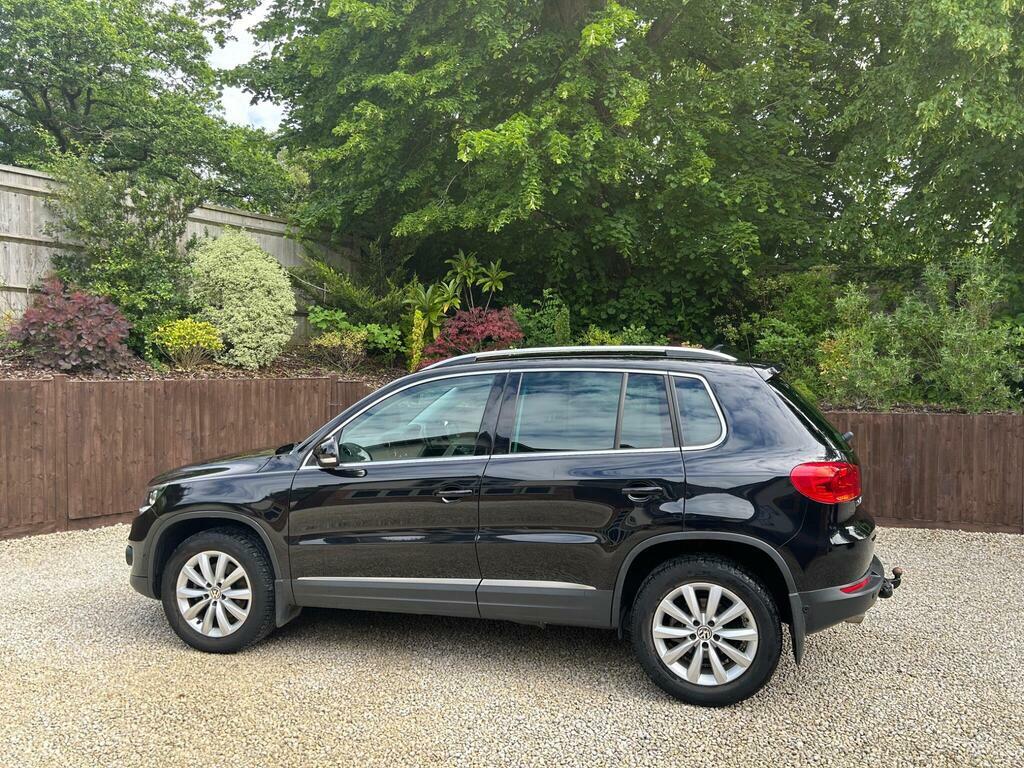 Volkswagen Tiguan 2.0 Tdi Bluemotion Tech Black #10