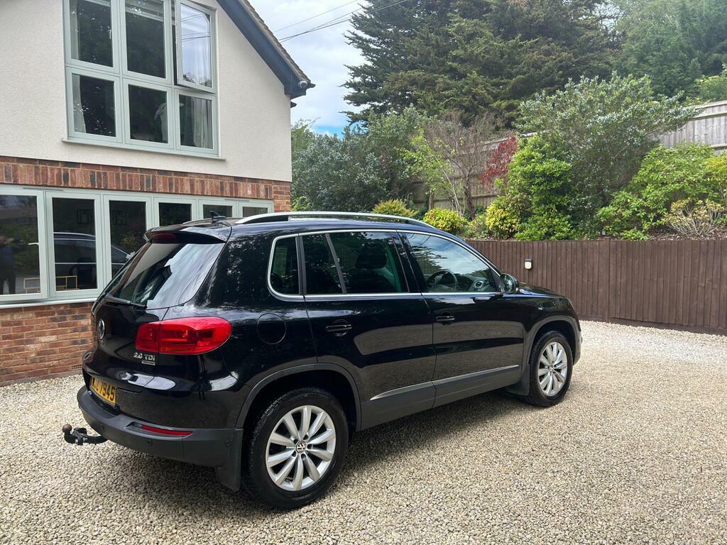 Volkswagen Tiguan 2.0 Tdi Bluemotion Tech Black #13