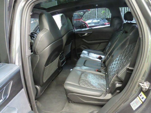 Audi Q7 Black Edition Blue #9