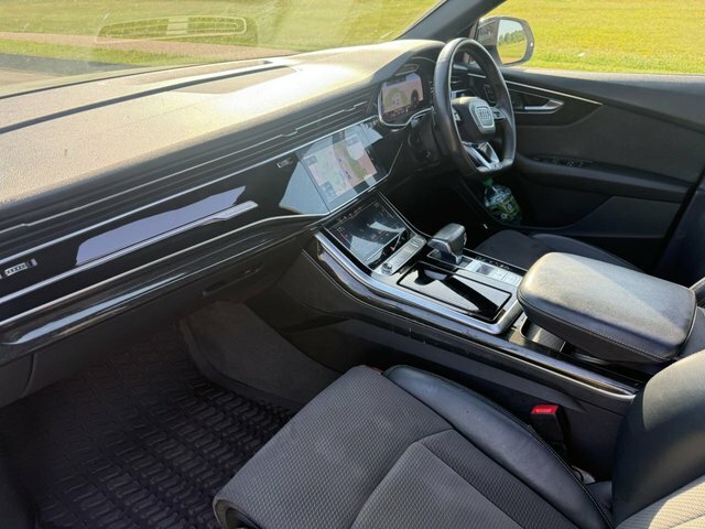 Audi Q8 3.0 Tdi Quattro S Line Mhev 282 Bhp White #10