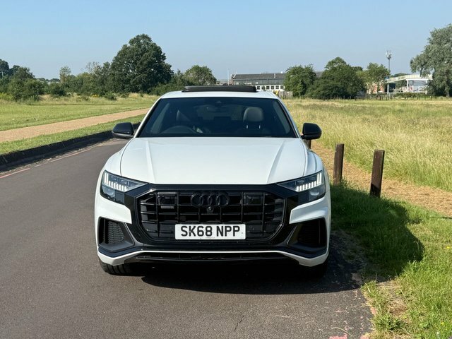 Audi Q8 2018 3.0 Tdi V6 50 S Line Suv Tiptronic White #4
