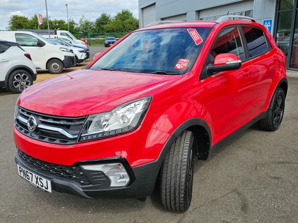 SsangYong Korando 2L Le Red #5
