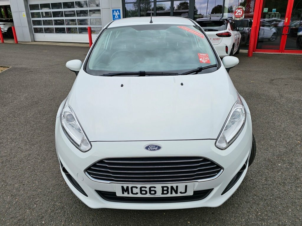 Ford Fiesta 1L Zetec MC66BNJ White #4
