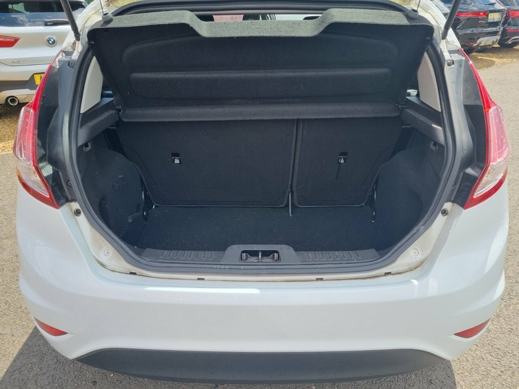 Ford Fiesta 1L Zetec MC66BNJ White #6