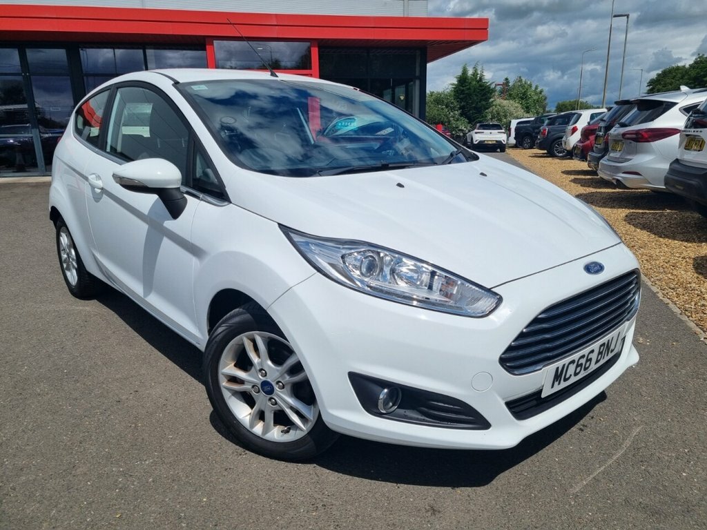 Ford Fiesta 1L Zetec White