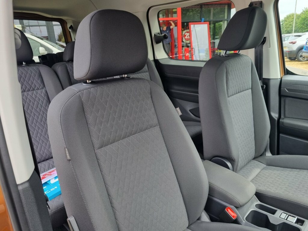 Volkswagen Caddy Maxi Life 2.0 Tdi 122 Life Dsg Tech Pack Grey #18