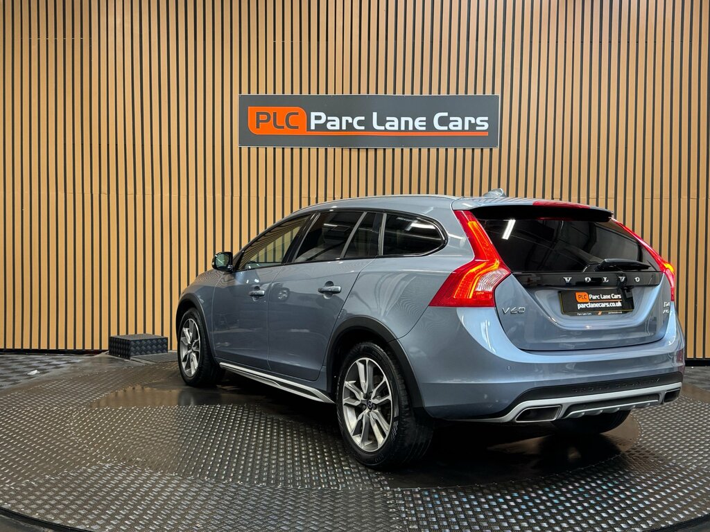 Volvo V60 2.4 D4 Lux Nav Estate Awd - 9 Volv SM67XVV Blue #6