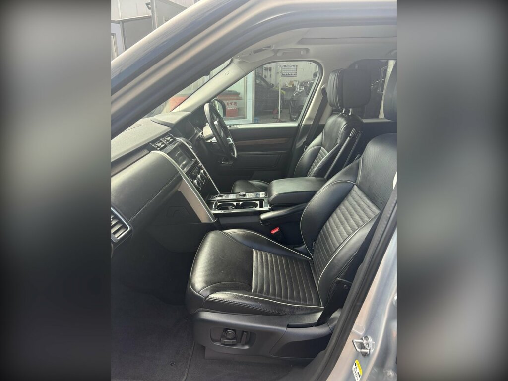 Land Rover Discovery 3.0 Sd V6 Hse Luxury Suv 4Wd - 7 S Silver #2