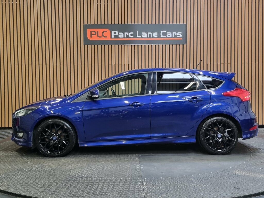 Ford Focus 1.0T Ecoboost St-line Hatchback - Only 26000 M MJ18HGA Blue #4