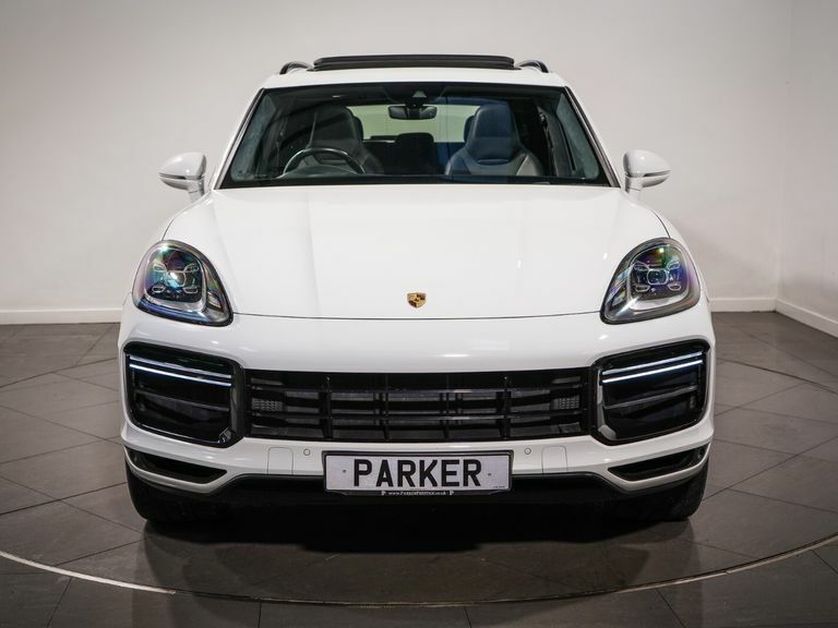 Porsche Cayenne Turbo Tiptronic S White #2