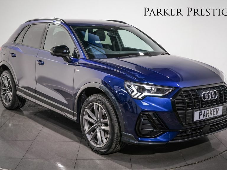 Audi Q3 45 Tfsi E Black Edition S Tronic Blue