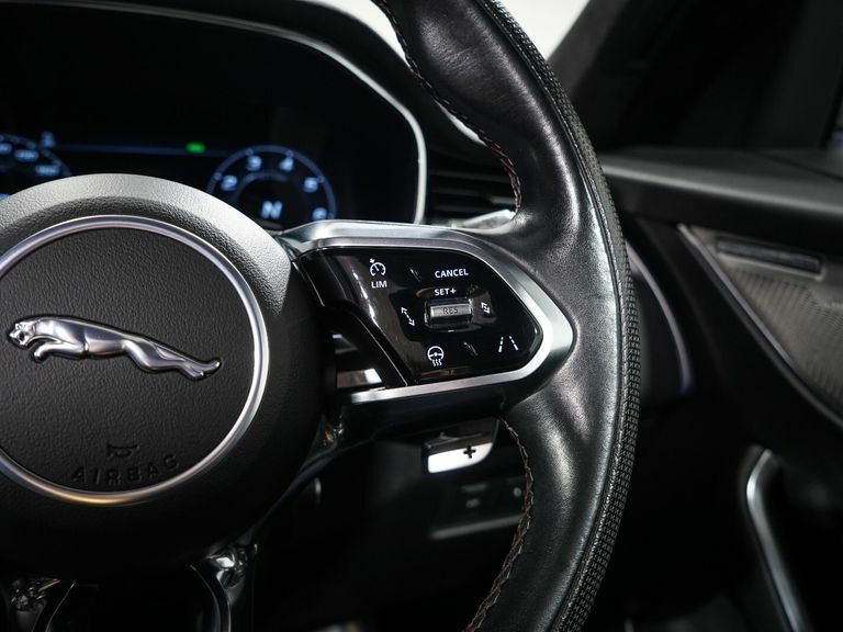 Jaguar F-Pace 2.0 D200 R-dynamic Se Awd Grey #41