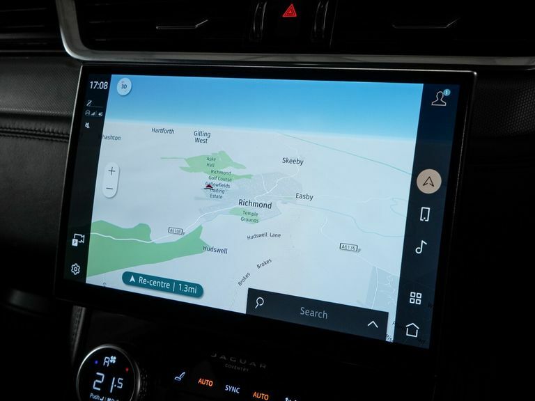 Jaguar F-Pace 2.0 D200 R-dynamic Se Awd Grey #45