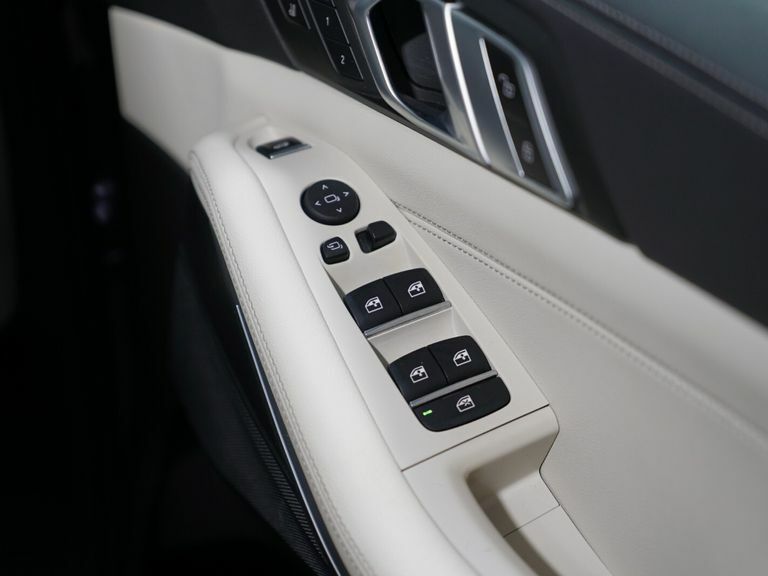 BMW X5 X5 M50i White #22