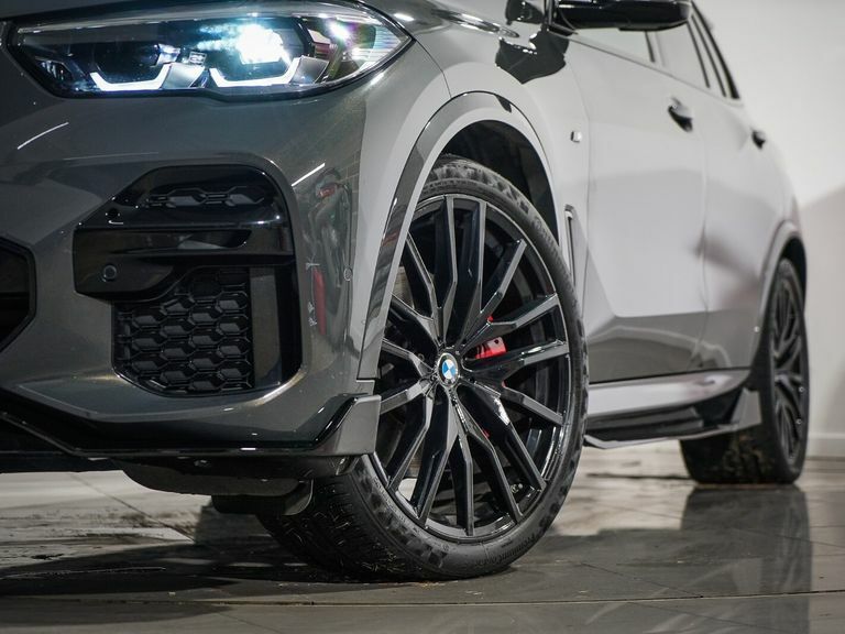 BMW X5 X5 M50i White #17