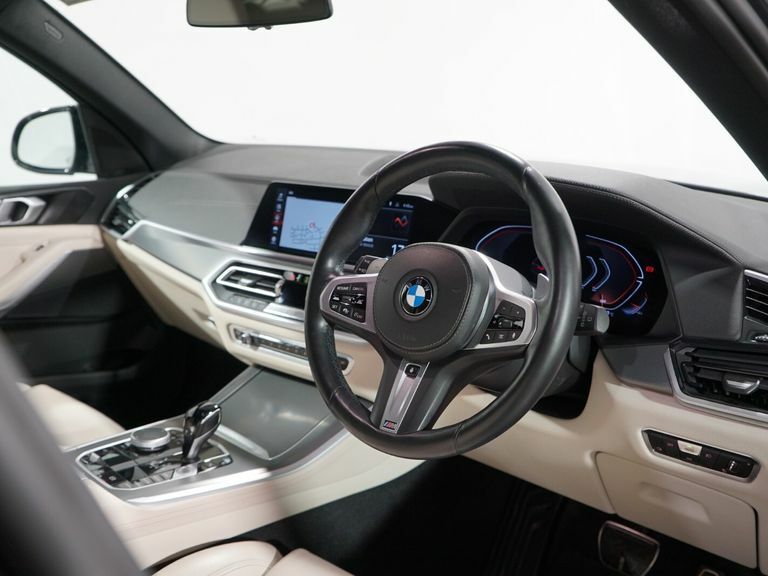 BMW X5 X5 M50i White #19