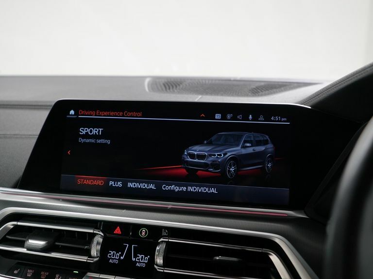 BMW X5 X5 M50i White #45