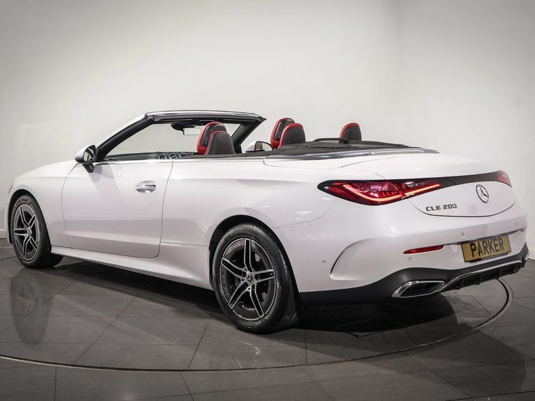 Mercedes-Benz CLE Class Cle 200 Amg Line 9G-tronic White #4