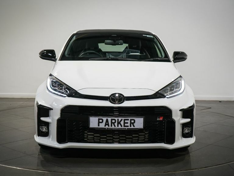 Toyota Yaris 1.6 Awd Circuit Pack White #6
