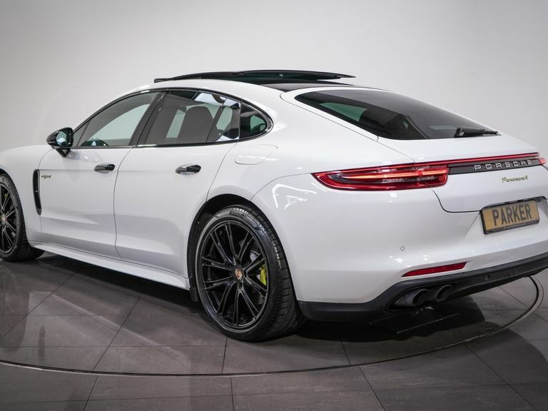 Porsche Panamera 2.9 V6 4 E-hybrid Pdk White #4