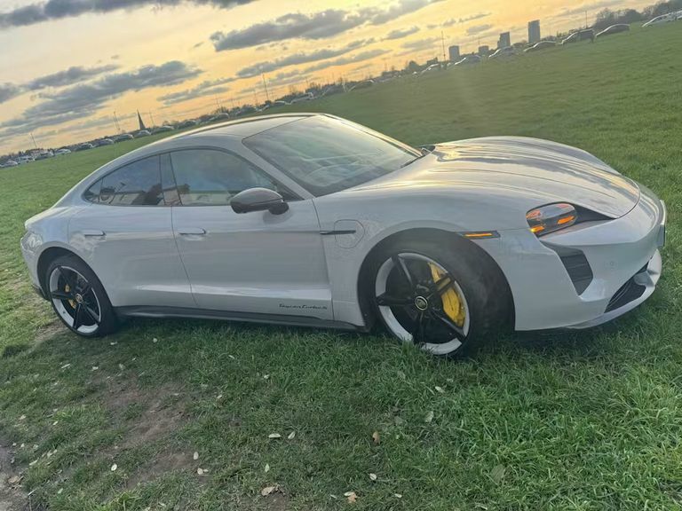 Porsche Taycan 560Kw Turbo S 93Kwh Grey