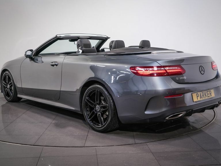 Mercedes-Benz E Class E300 Amg Line Premium 9G-tronic Grey #4