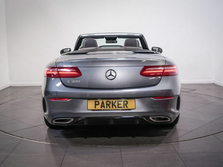Mercedes-Benz E Class E300 Amg Line Premium 9G-tronic Grey #5