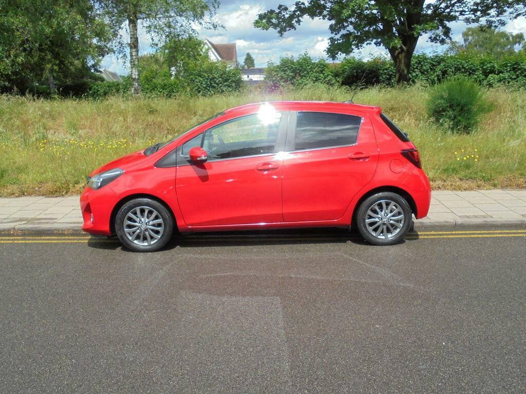 Toyota Yaris 1.0 Vvt-i Icon Euro 6 MK66FBV Red #5