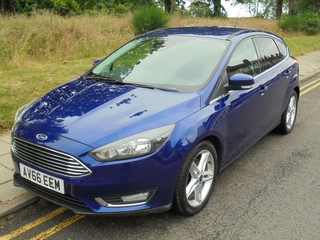 Ford Focus 1.5T Ecoboost Titanium Euro 6 S S Blue