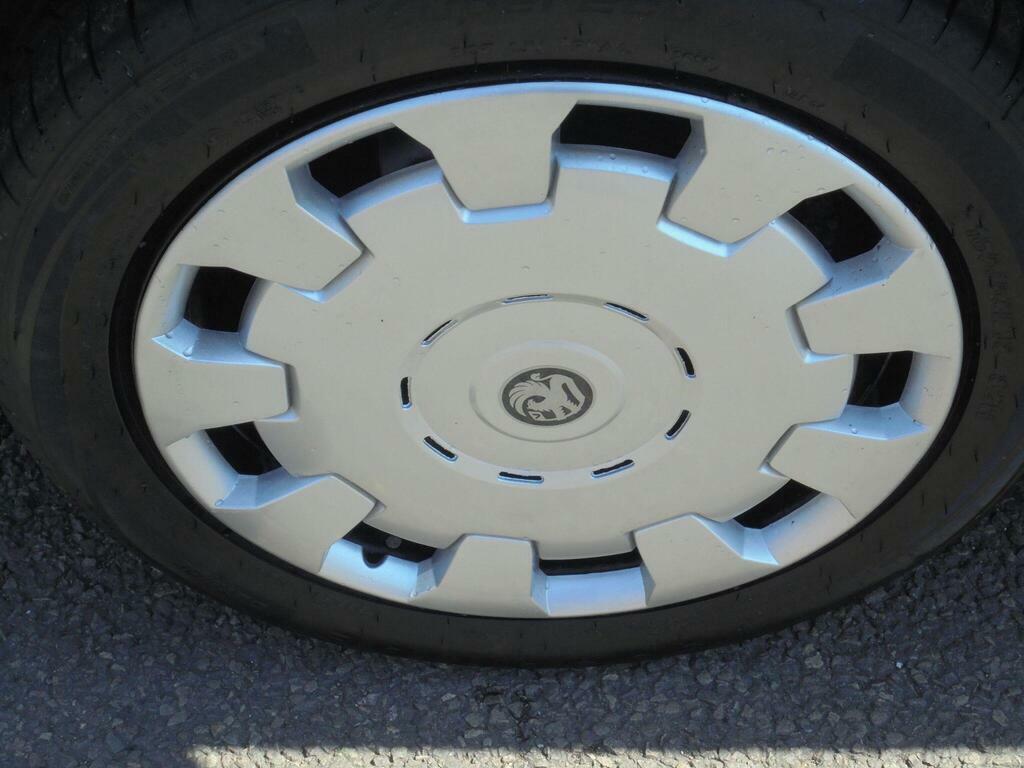 Vauxhall Viva Hat 1.0I 75Ps Se Ac Silver #9