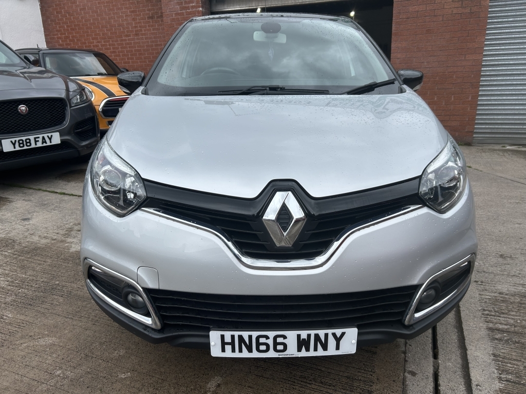 Renault Captur 1.5 Dynamique S Black #3