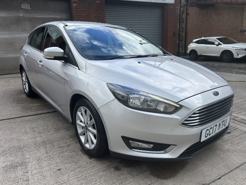 Ford Focus 1.5 Titanium Tdci GC17NTU Silver