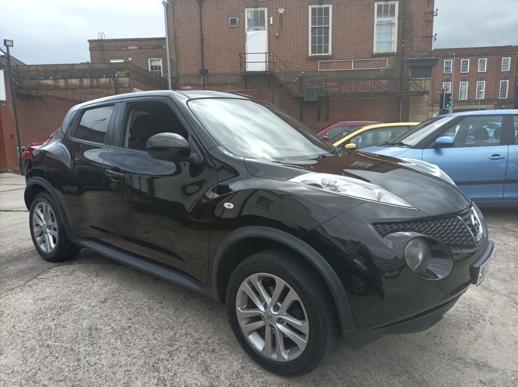 Nissan Juke 1.6 Acenta Premium Black
