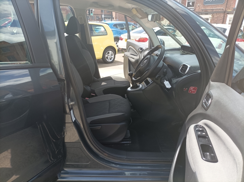 Citroen C3 Picasso Selection White #14
