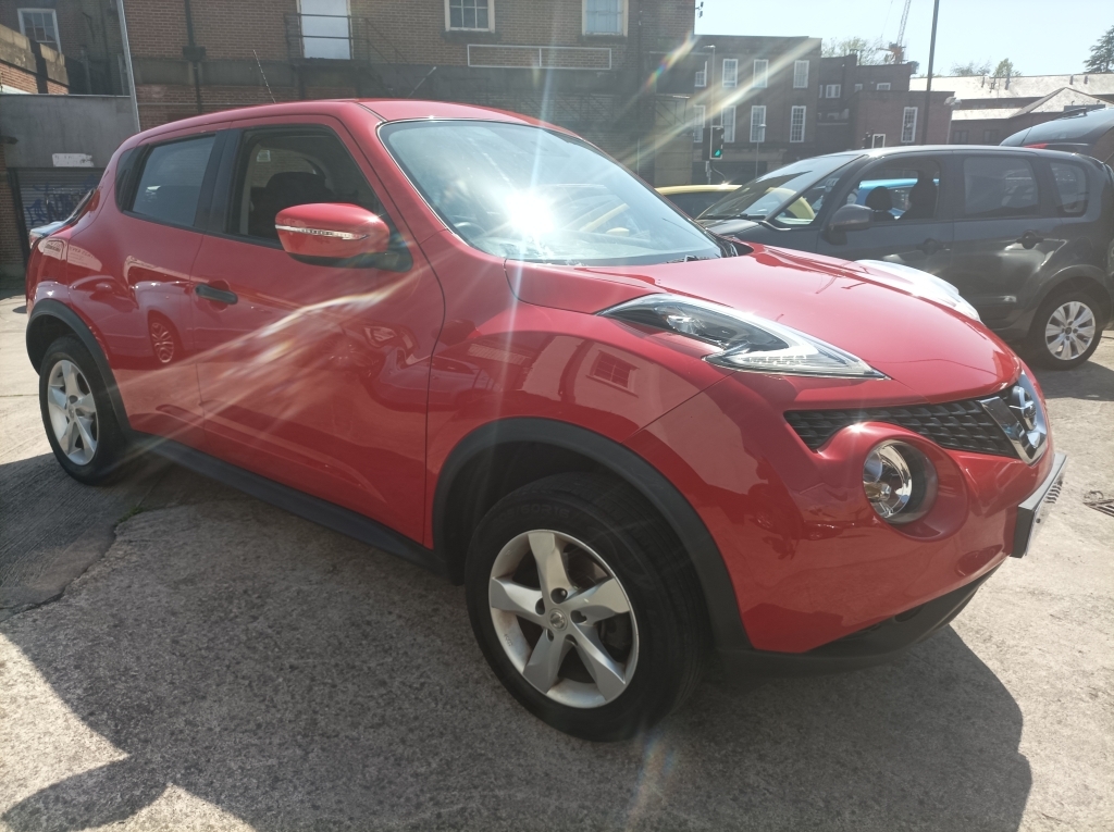 Nissan Juke 1.6 Visia Red #3
