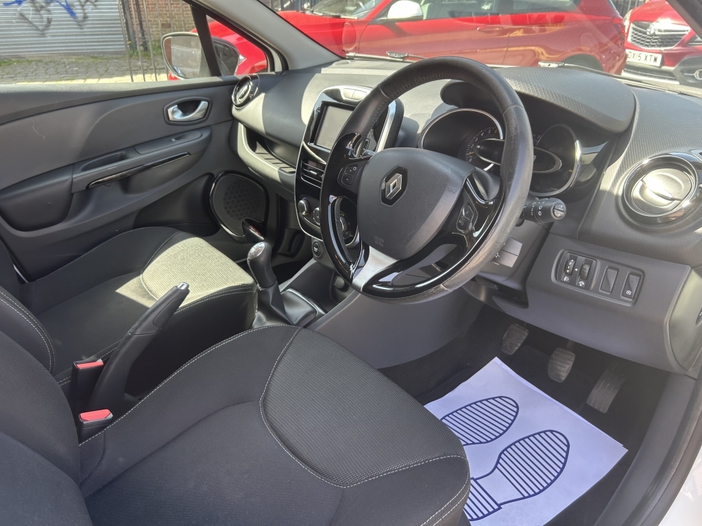 Renault Clio Hatchback 1.5 Dci Dynamique Medianav Euro 5 Ss Red #14