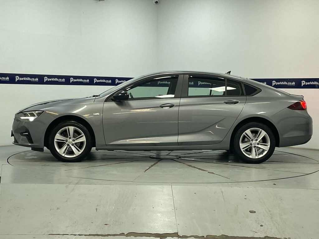 Vauxhall Insignia 1.5L Se Nav VE21EWJ Grey #2