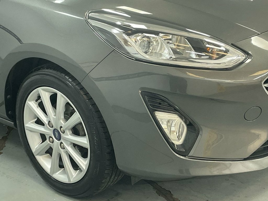 Ford Fiesta 1L Titanium BT70AEL Grey #4