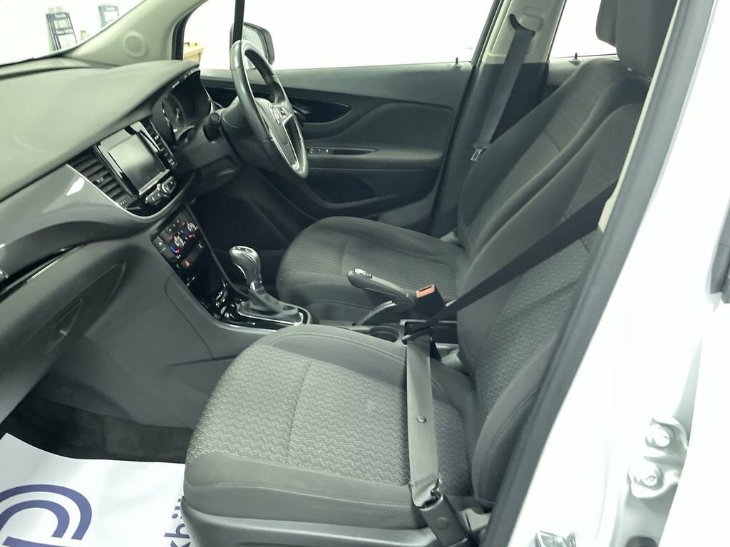 Vauxhall Mokka X 1.4L Active KD19WSX White #4