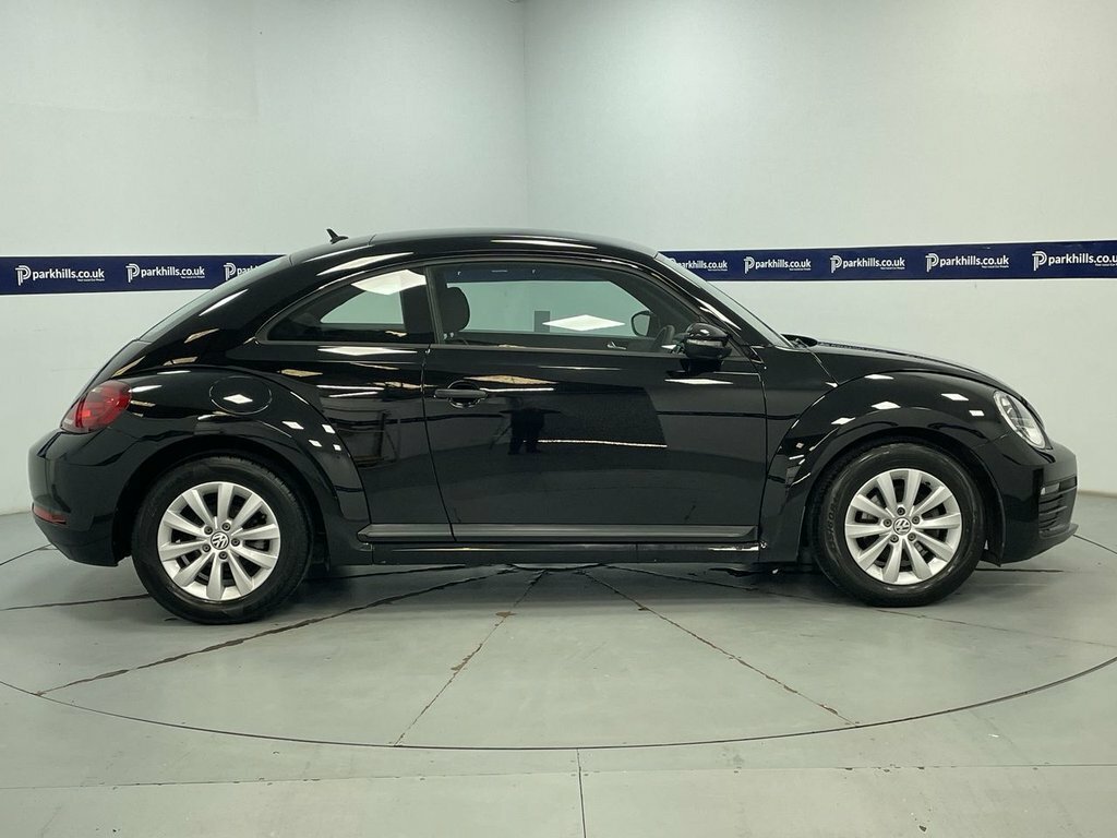 Volkswagen Beetle Beetle Design Tsi Bluemotion Technology S-a White #9