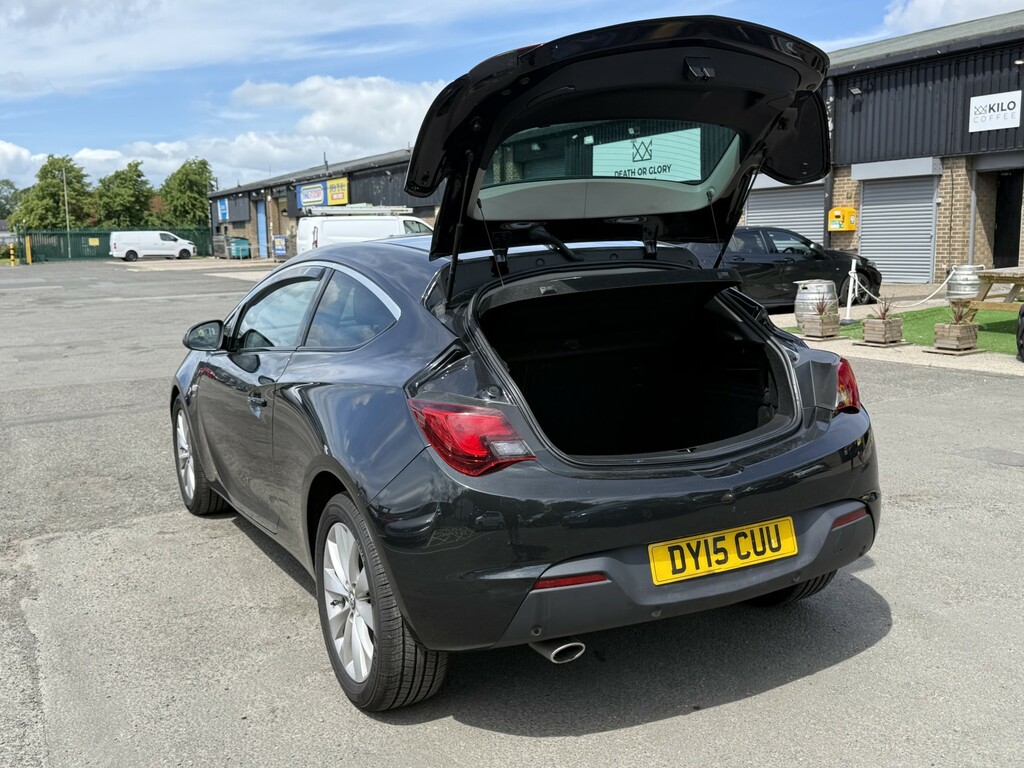 Vauxhall Astra GTC Gtc 2.0T 16V Vxr Red #13