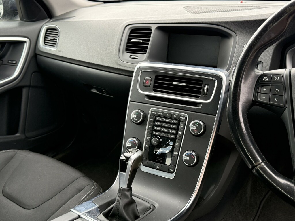 Volvo S60 2.0 D3 R-design 134 Bhp Grey #8
