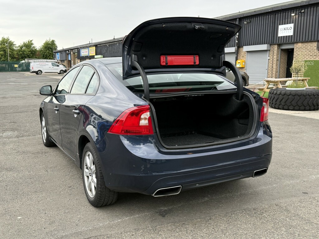Volvo S60 2.0 D3 R-design 134 Bhp Grey #18
