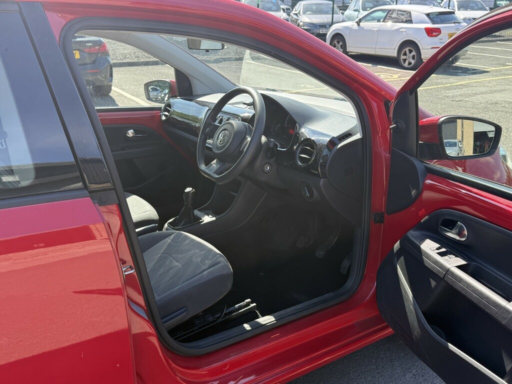 Volkswagen Up 1.0 Move Up Red #5