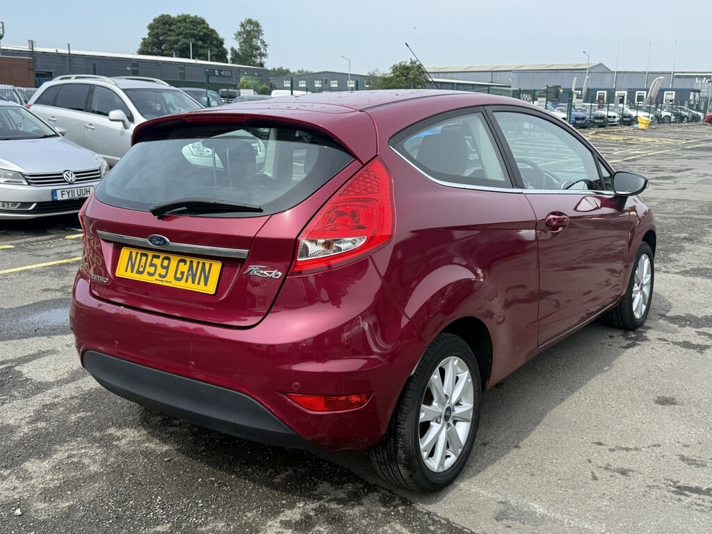 Ford Fiesta 1.3 Zetec Red #3