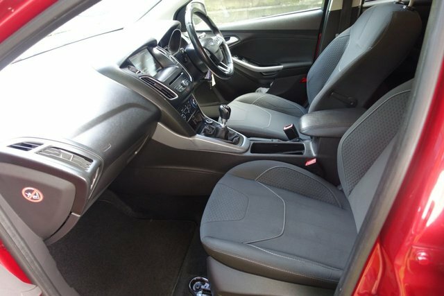 Ford Focus 1.5 Tdci 120 Zetec Blue #2