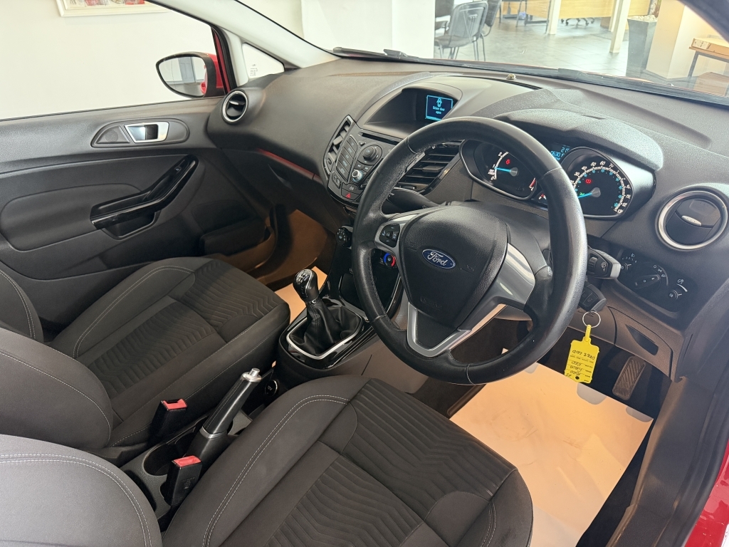 Ford Fiesta 1.0 Zetec 99 Bhp White #10