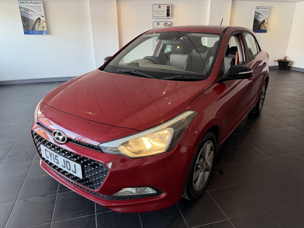 Hyundai I20 1.4 Gdi Se Red #3
