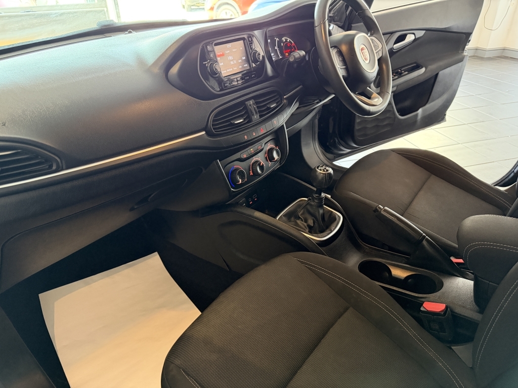 Fiat Tipo Hatchback 1.4 Mpi Easy Plus Euro 6 201766 White #11