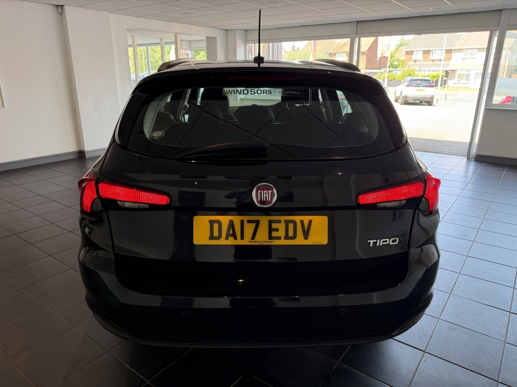 Fiat Tipo 1.6 Multijet Easy Black #6